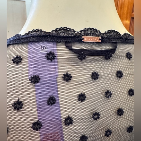 - SAVAGE X FENTY LINGERIE BY RIHANNA BLACK CAVIAR RUFFLE LUV SHORT ROBE SI… - Picture 12 of 13